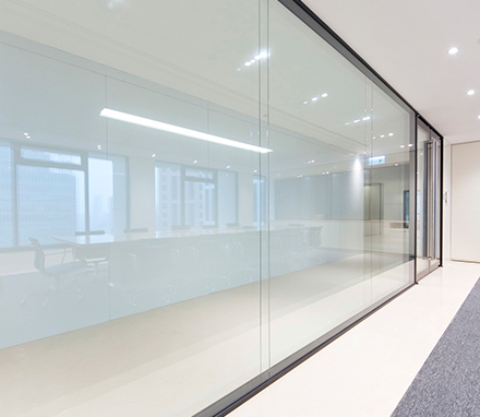 經典的C系列雙玻隔斷C-3